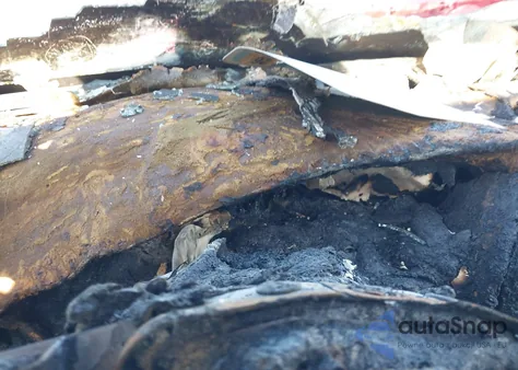 2003 Infiniti Qx4 Luxury z USA, uszkodzony, nr VIN JNRDR09Y83W304145